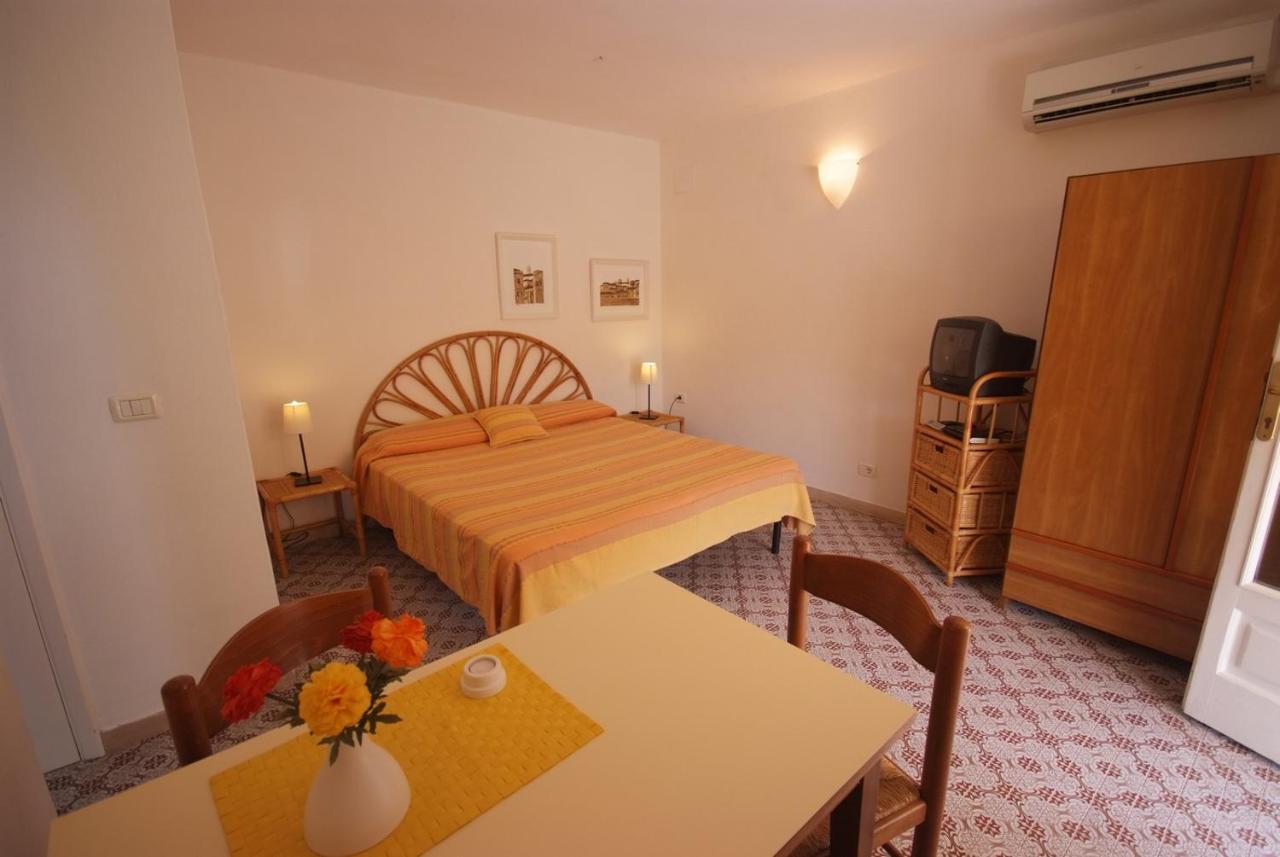Residence Villa Morcone Capoliveri  Extérieur photo