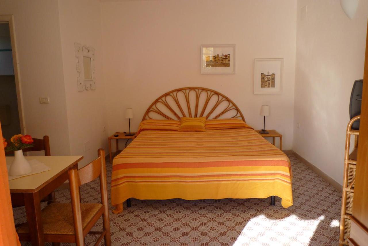 Residence Villa Morcone Capoliveri  Extérieur photo