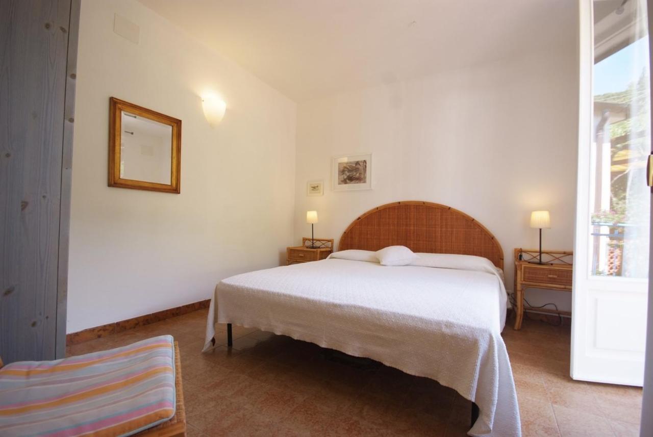 Residence Villa Morcone Capoliveri  Extérieur photo