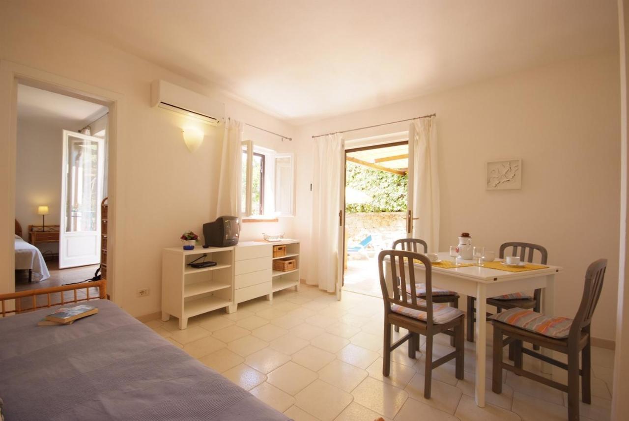 Residence Villa Morcone Capoliveri  Extérieur photo
